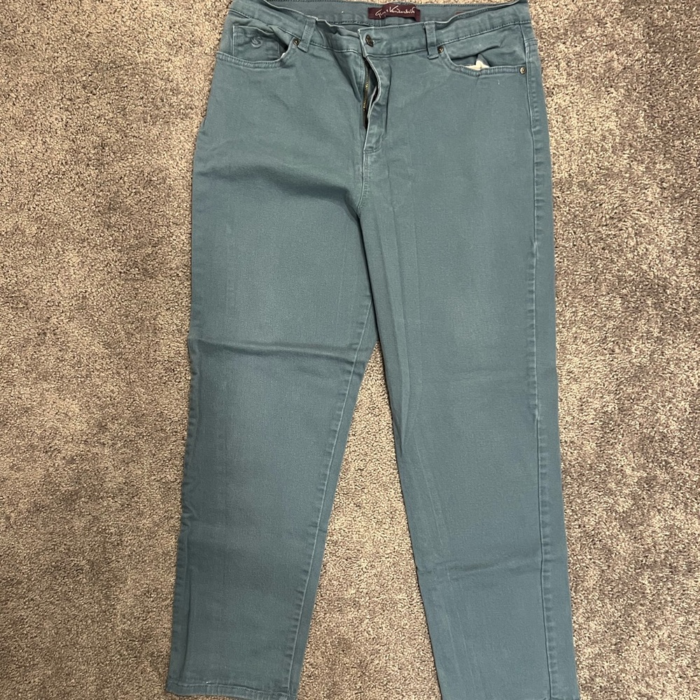 GLORIA VANDERBILT Jeans